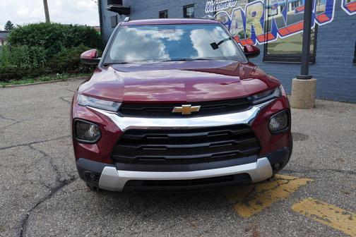 Crimson Metallic 2023 Chevrolet Trailblazer LT