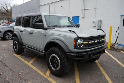 2022 Ford Bronco Black Diamond