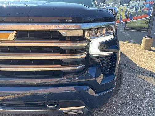 Northsky Blue Metallic 2022 Chevrolet Silverado 1500 High Country