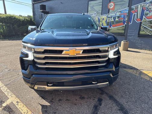Northsky Blue Metallic 2022 Chevrolet Silverado 1500 High Country