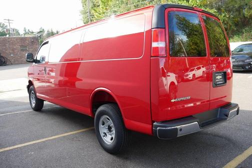 2025 Chevrolet Express 3500 RWD 3500 Extended Wheelbase WT