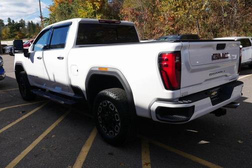2024 GMC Sierra 2500 Denali