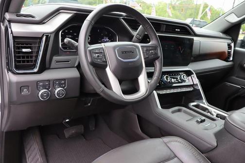 2024 GMC Sierra 2500 Denali