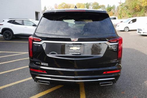 2025 Cadillac XT6 Premium Luxury AWD