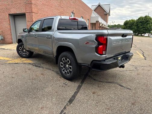 Sterling Gray Metallic 2026 Chevrolet Colorado Z71