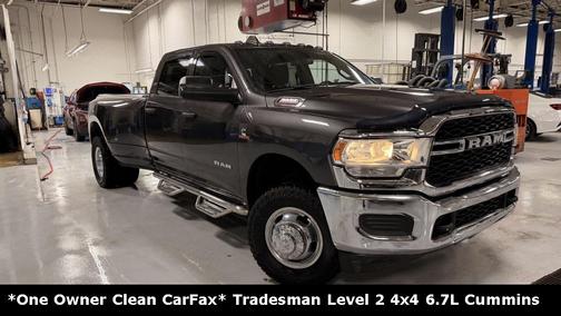 2022 RAM 3500 Tradesman Crew Cab 4x4 8' Box