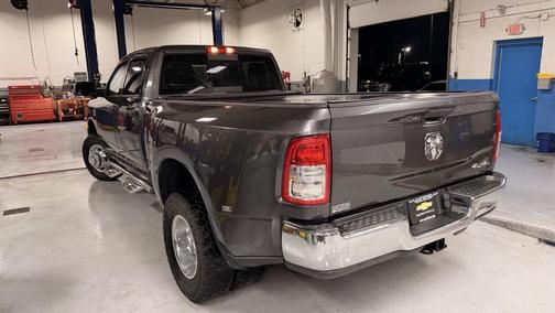 2022 RAM 3500 Tradesman Crew Cab 4x4 8' Box