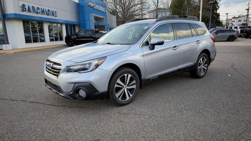 Ice Silver Metallic 2018 Subaru Outback 2.5i Limited