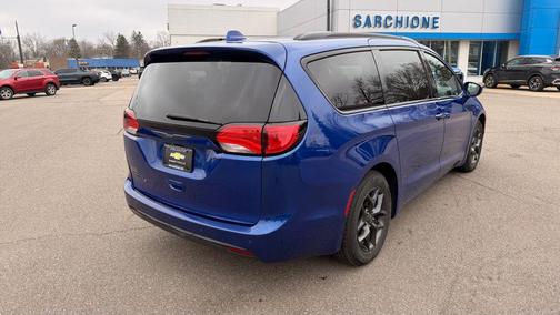 2019 Chrysler Pacifica Touring-L Plus