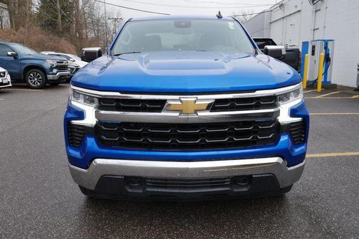 Glacier Blue Metallic 2022 Chevrolet Silverado 1500 LT