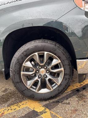 Cypress Gray 2026 Chevrolet Silverado 1500 LT