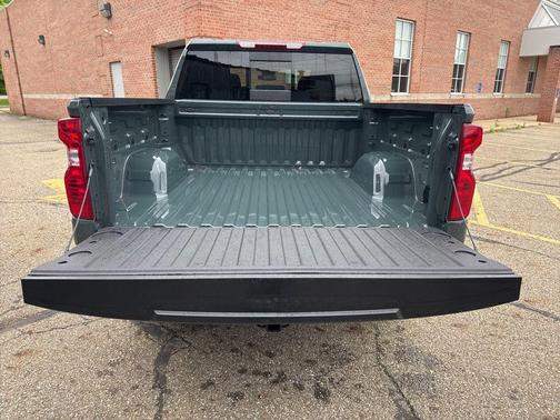 Cypress Gray 2026 Chevrolet Silverado 1500 LT