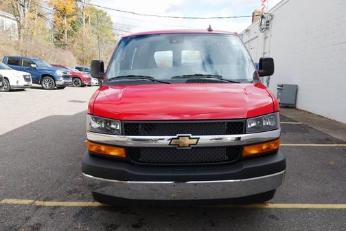 2025 Chevrolet Express 2500 RWD 2500 Regular Wheelbase WT