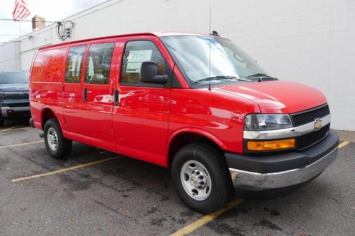2025 Chevrolet Express 2500 RWD 2500 Regular Wheelbase WT