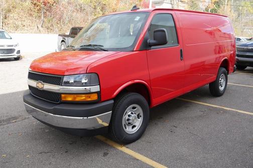 2025 Chevrolet Express 2500 RWD 2500 Regular Wheelbase WT
