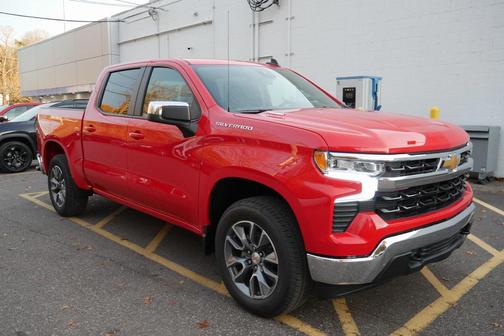 2026 Chevrolet Silverado 1500 LT