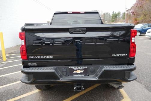 2024 Chevrolet Silverado 2500 Custom