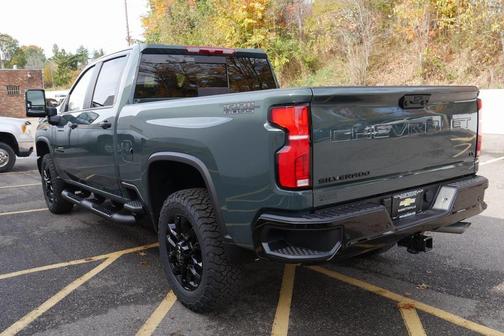 2026 Chevrolet Silverado 3500 LT