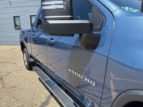 Lakeshore Blue Metallic 2025 Chevrolet Silverado 2500 LT