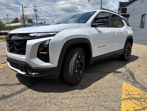 Polar White Tricoat 2026 Chevrolet Equinox AWD RS