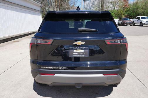 Mosaic Black Metallic 2026 Chevrolet Equinox 1LT