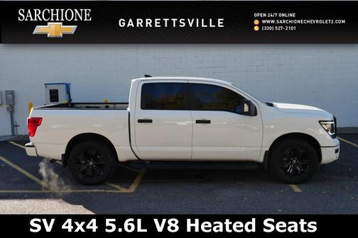 2023 Nissan Titan SV