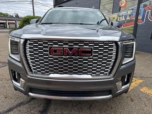 Satin Steel Metallic 2022 GMC Yukon Denali