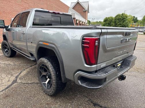 Sterling Metallic 2024 GMC Sierra 2500 Denali Ultimate
