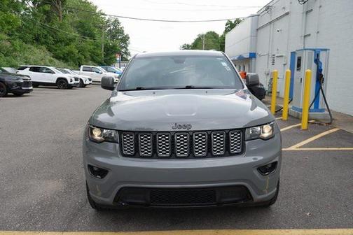 2021 Jeep Grand Cherokee Laredo