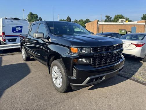 2022 Chevrolet Silverado 1500 Custom