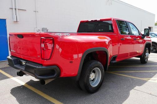 2024 Chevrolet Silverado 3500 WT