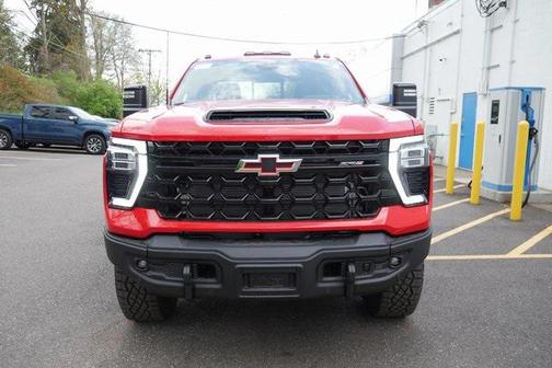 2025 Chevrolet Silverado 2500 4WD Crew Cab Standard Bed ZR2