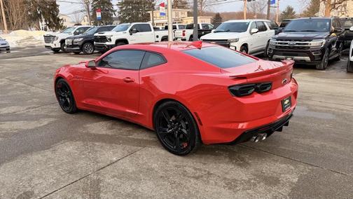 2021 Chevrolet Camaro RWD Coupe LT1