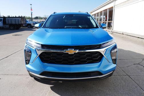 Marina Blue Metallic 2026 Chevrolet Trax LT