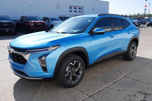 Marina Blue Metallic 2026 Chevrolet Trax LT
