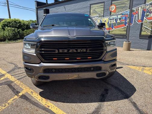 Granite Crystal Metallic Clearcoat 2021 RAM 1500 Big Horn/Lone Star