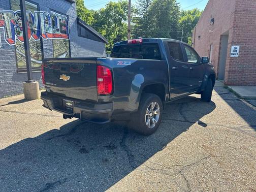 Shadow Gray Metallic 2019 Chevrolet Colorado Z71