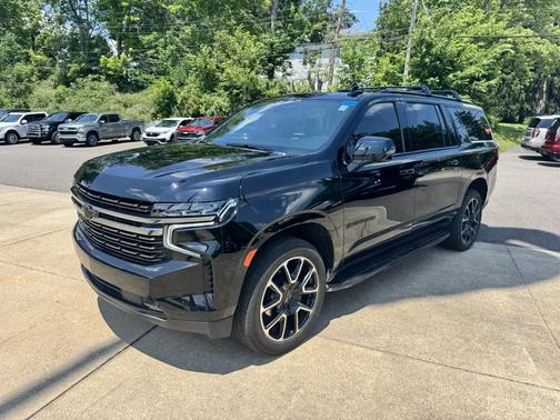 2022 Chevrolet Suburban RST
