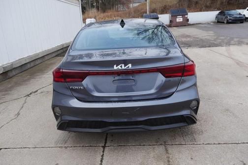 2022 Kia Forte LXS