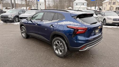 2024 Chevrolet Trax LT