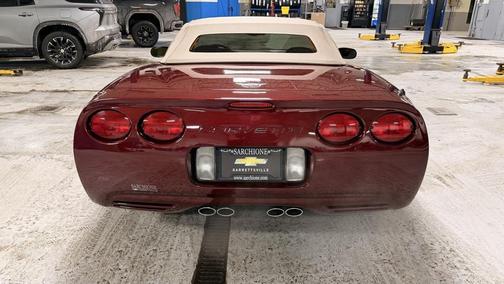 2003 Chevrolet Corvette Base