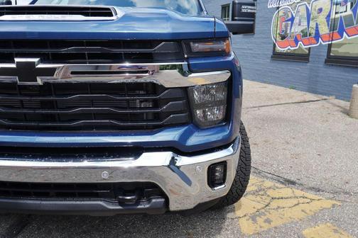Lakeshore Blue Metallic 2026 Chevrolet Silverado 2500 LT