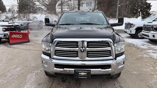 2018 RAM 3500 Big Horn Crew Cab 4x4 8' Box