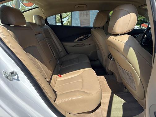 Summit White 2011 Buick LaCrosse CXL