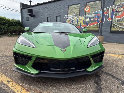 Roswell Green Metallic 2026 Chevrolet Corvette Stingray w/2LT
