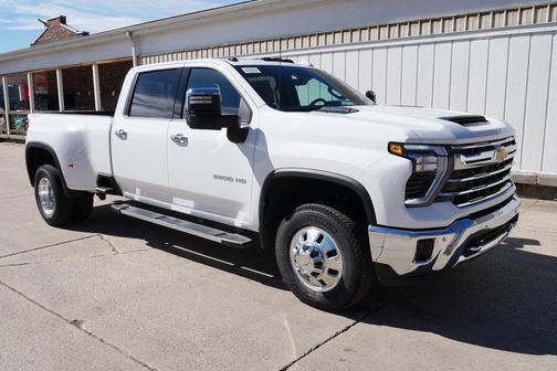 Summit White 2026 Chevrolet Silverado 3500 LTZ