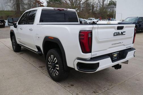 White Frost Tricoat 2025 GMC Sierra 2500 Denali Ultimate