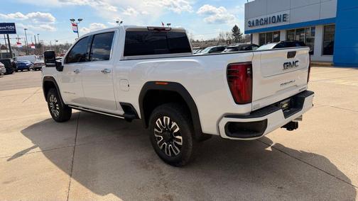 White Frost Tricoat 2025 GMC Sierra 2500 Denali Ultimate