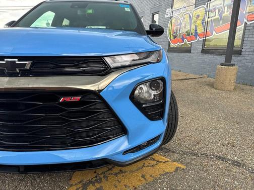Fountain Blue 2023 Chevrolet Trailblazer RS