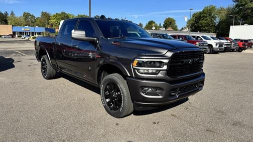 2022 RAM 3500 Laramie Crew Cab 4x4 6'4' Box